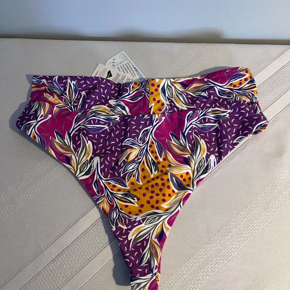 NWT Sporti Cheeky Bikini Bottom - Picture 5 of 16